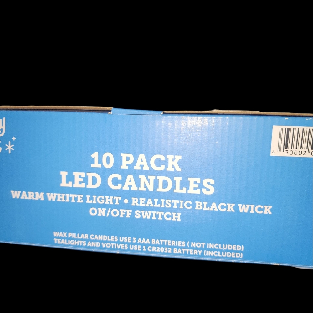 10 Pack Warm White LED Candle Set By Holiday Style.   Candles Are A True White - Picture 2 of 3